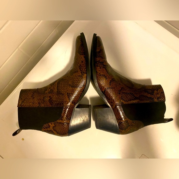 COPY - Everlane Italian Leather Snakeskin Boot - Picture 8 of 8